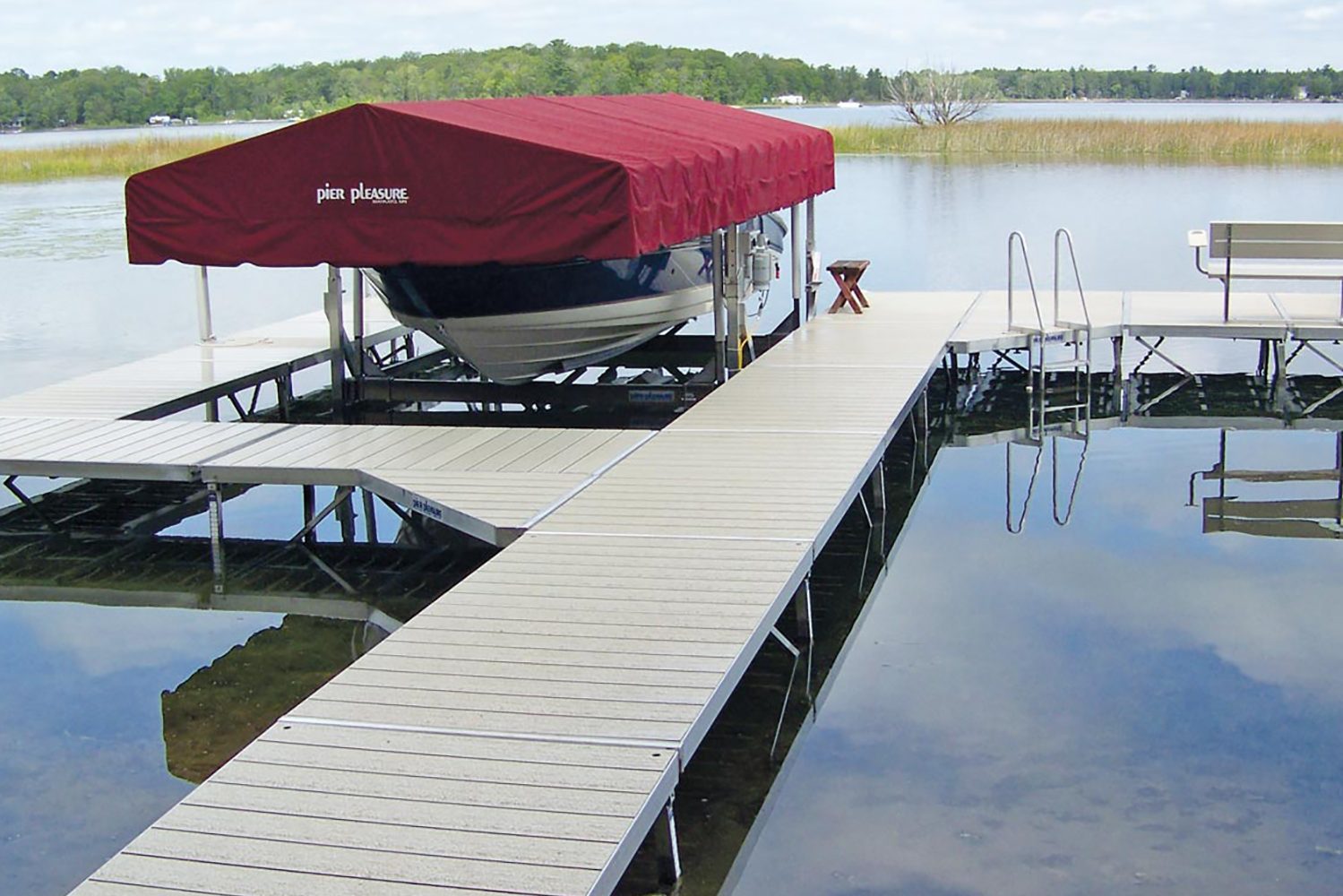 Pier Pleasure Round Lake Marina Hayward Wisconsin Boat Pontoon